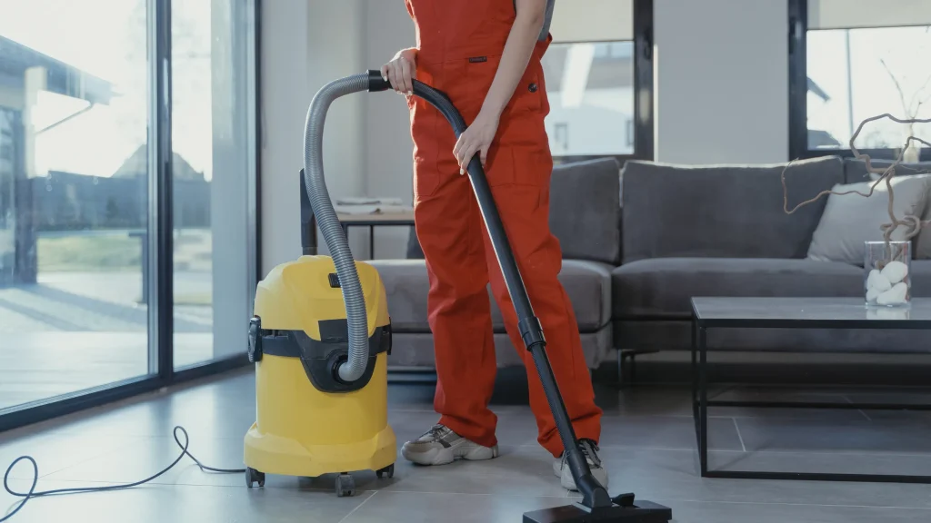 Umfassender Reinigungsservice bei Zuegel Zentrum GmbH Ihr Partner fuer Sauberkeit und Komfort